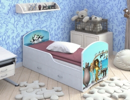 Детская кровать Classic Мадагаскар с ящиками купить в наличии в Санкт-Петербурге